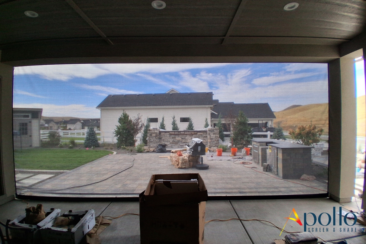 Apollo XL Outdoor Power Screen Inside View.